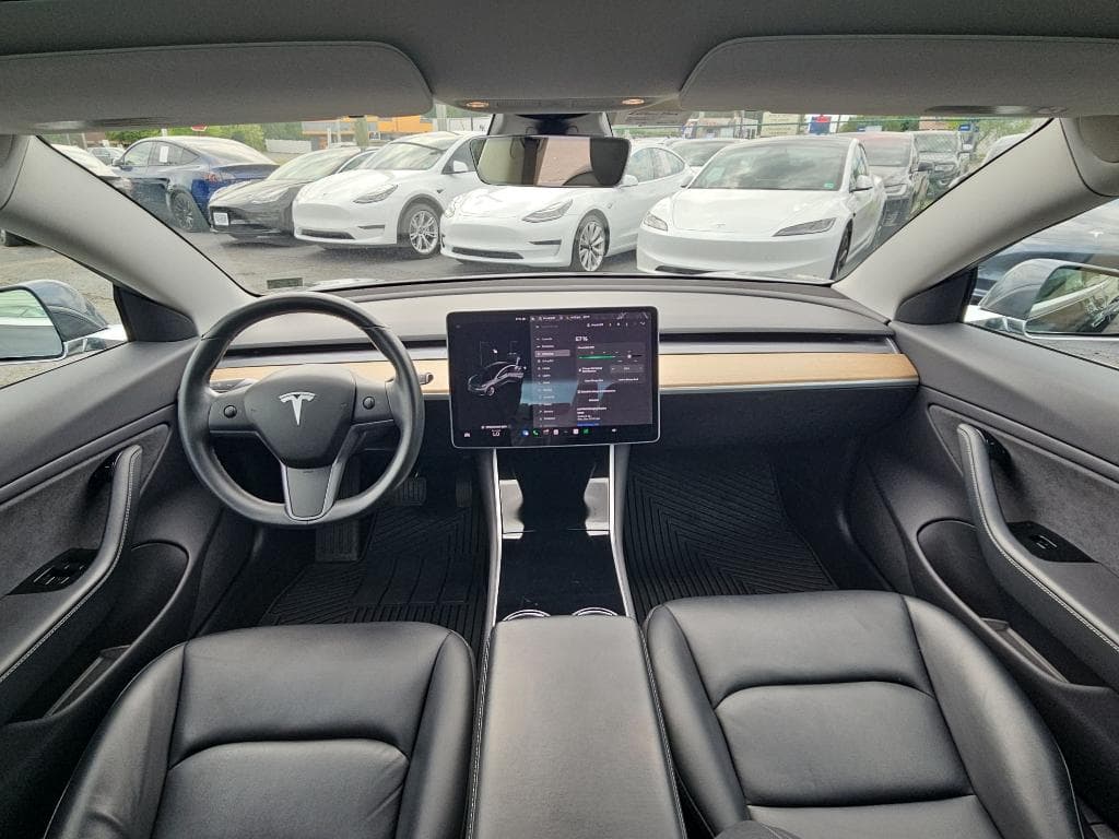 2019 Tesla Model 3 view 13