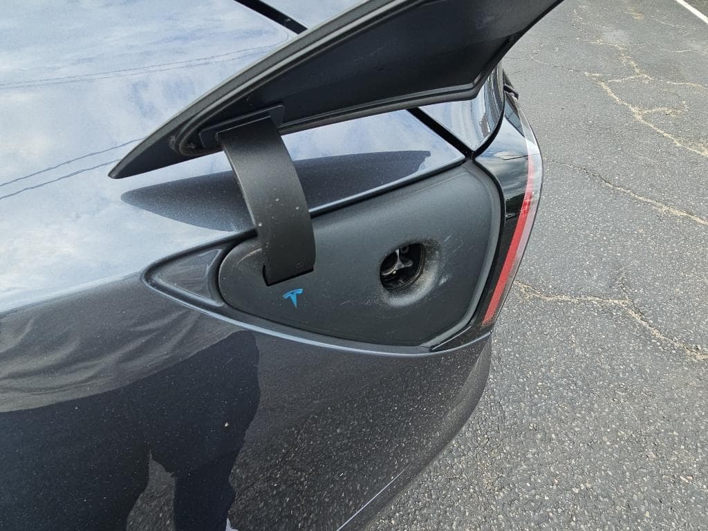 2019 Tesla Model 3 view 5