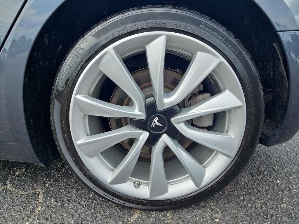 2019 Tesla Model 3 view 25