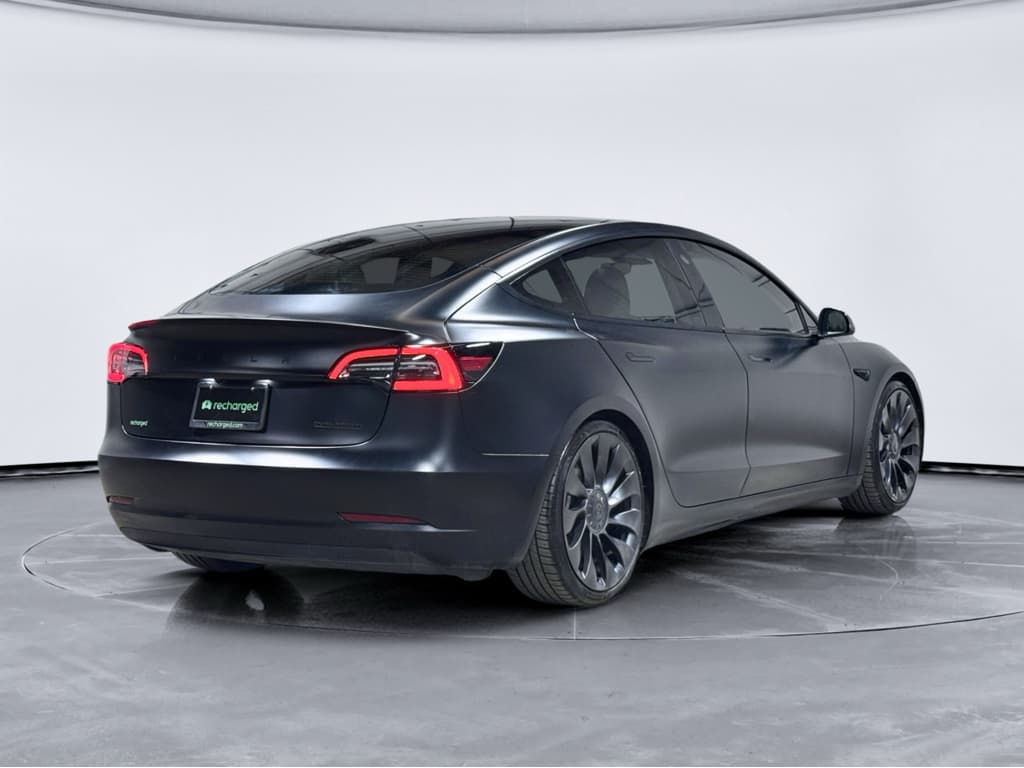 2023 Tesla Model 3 view 3