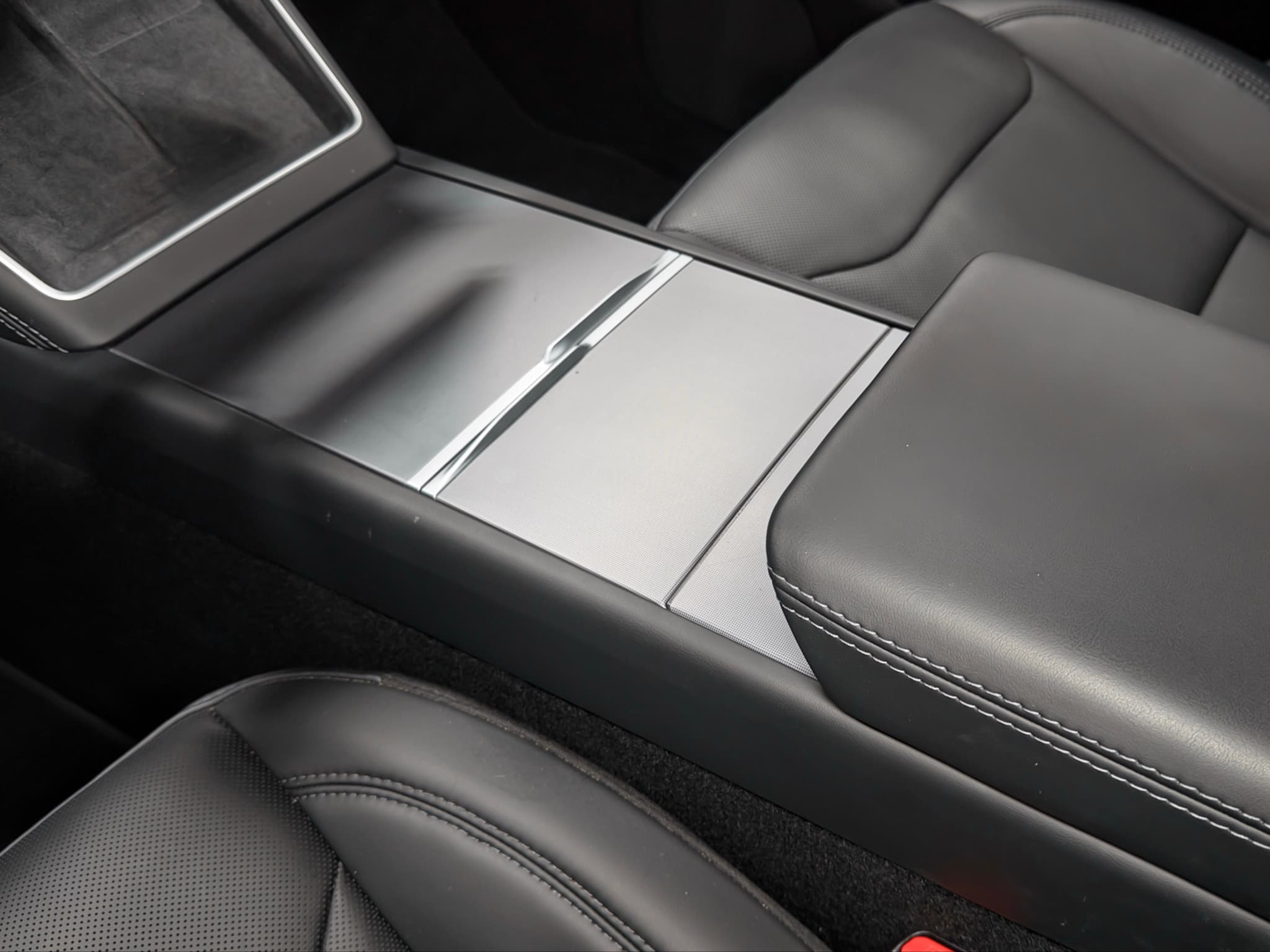 2026 Tesla Model Y view 18