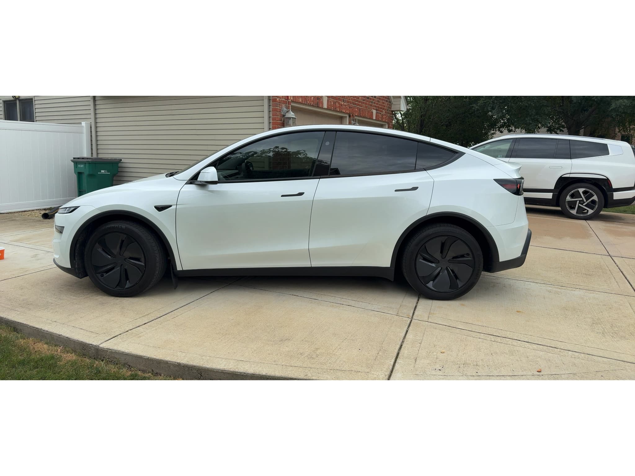 2026 Tesla Model Y view 4