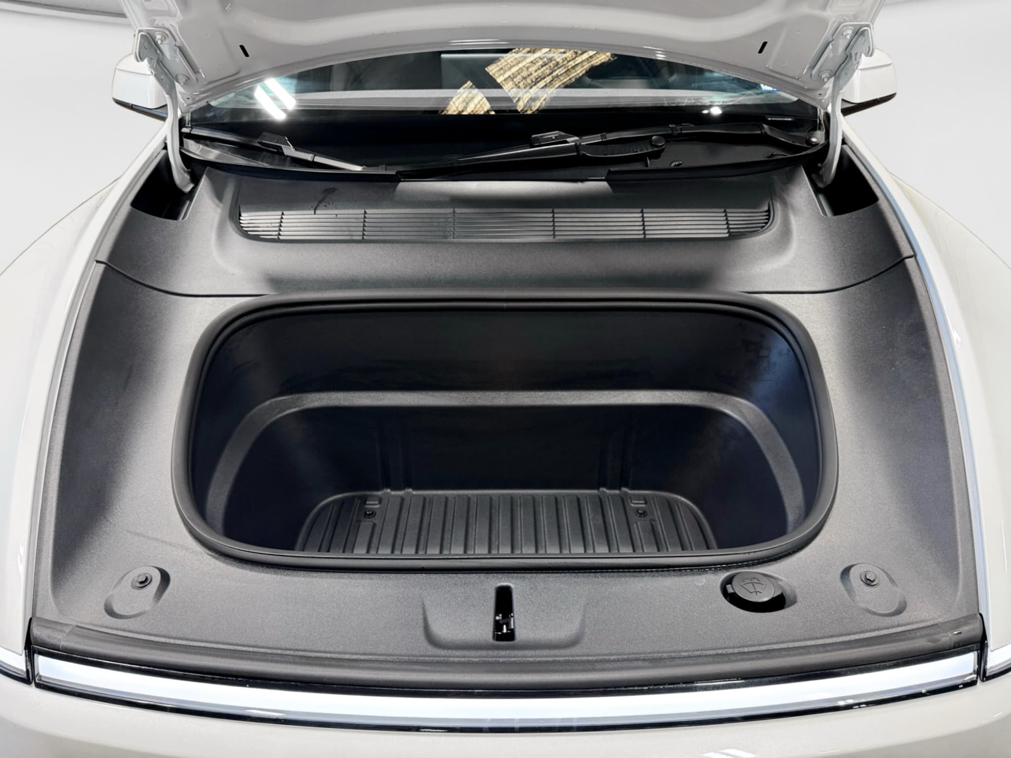 2026 Tesla Model Y view 24