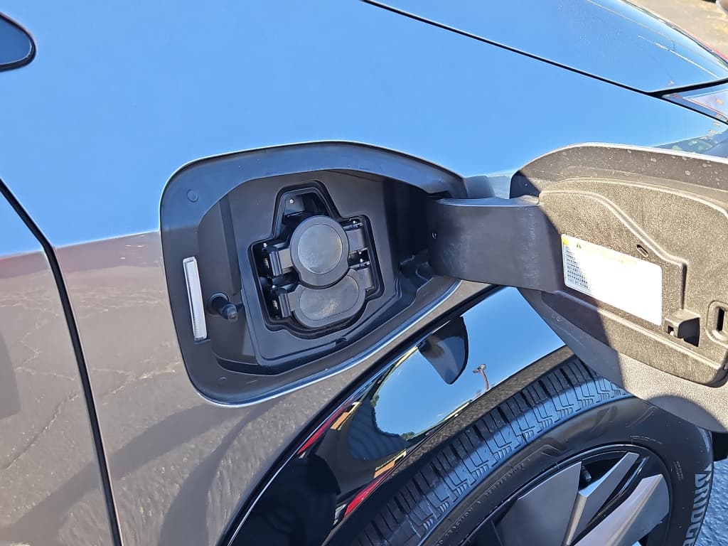 2023 Nissan Ariya view 5