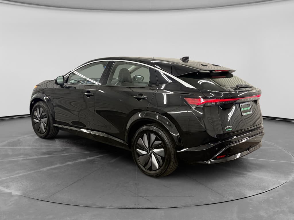 2023 Nissan Ariya view 2