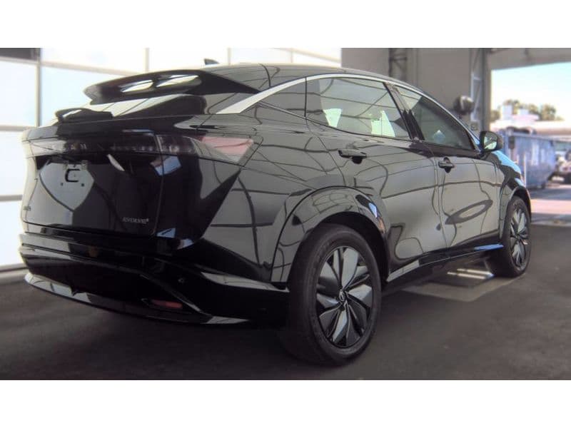 2023 Nissan Ariya view 3