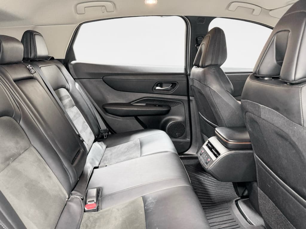 2023 Nissan Ariya view 22