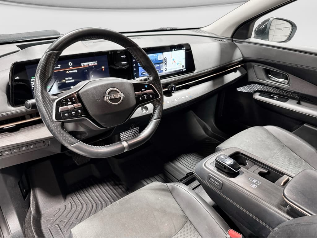 2023 Nissan Ariya view 18