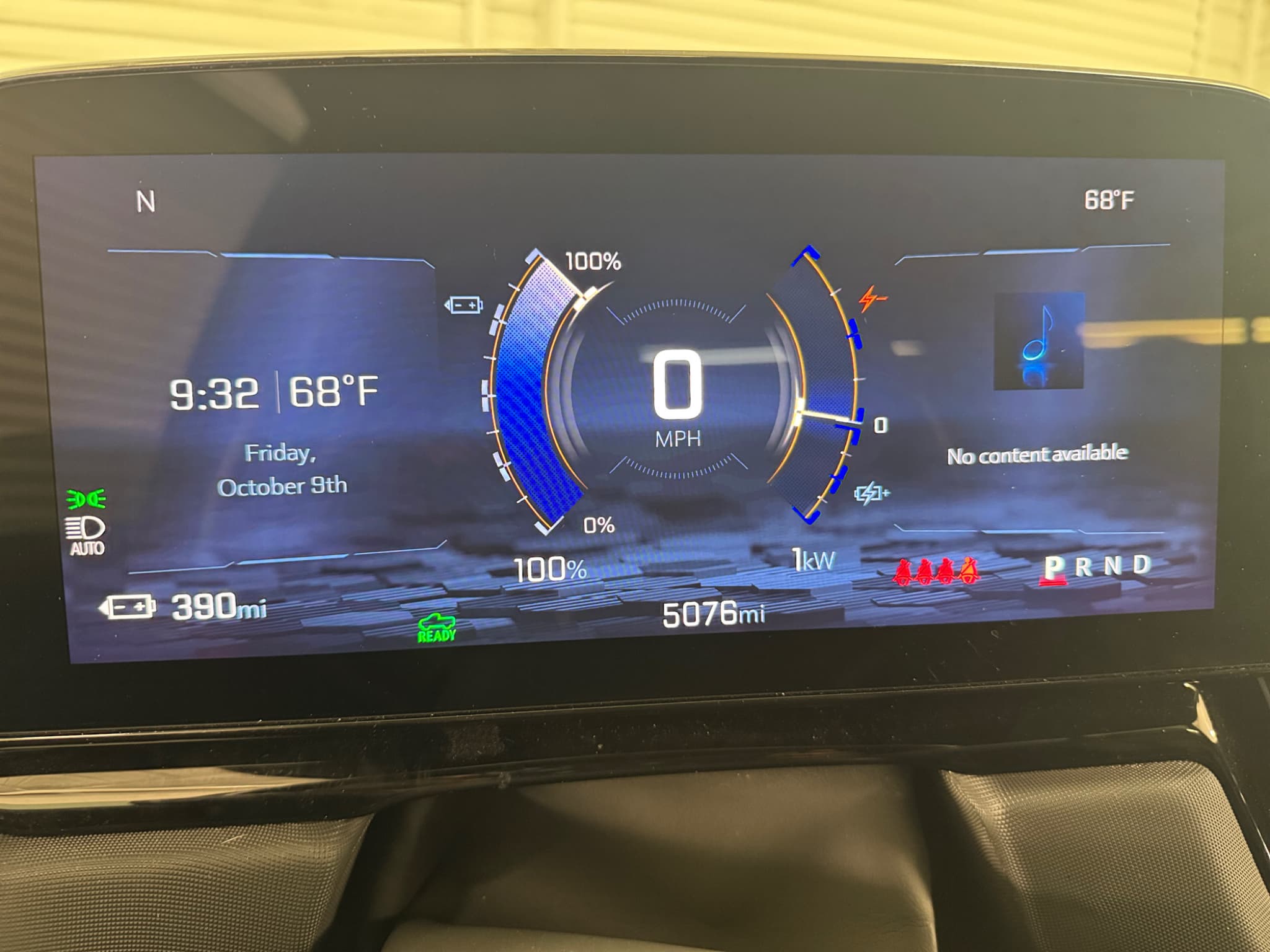 2025 Chevrolet Silverado EV view 9