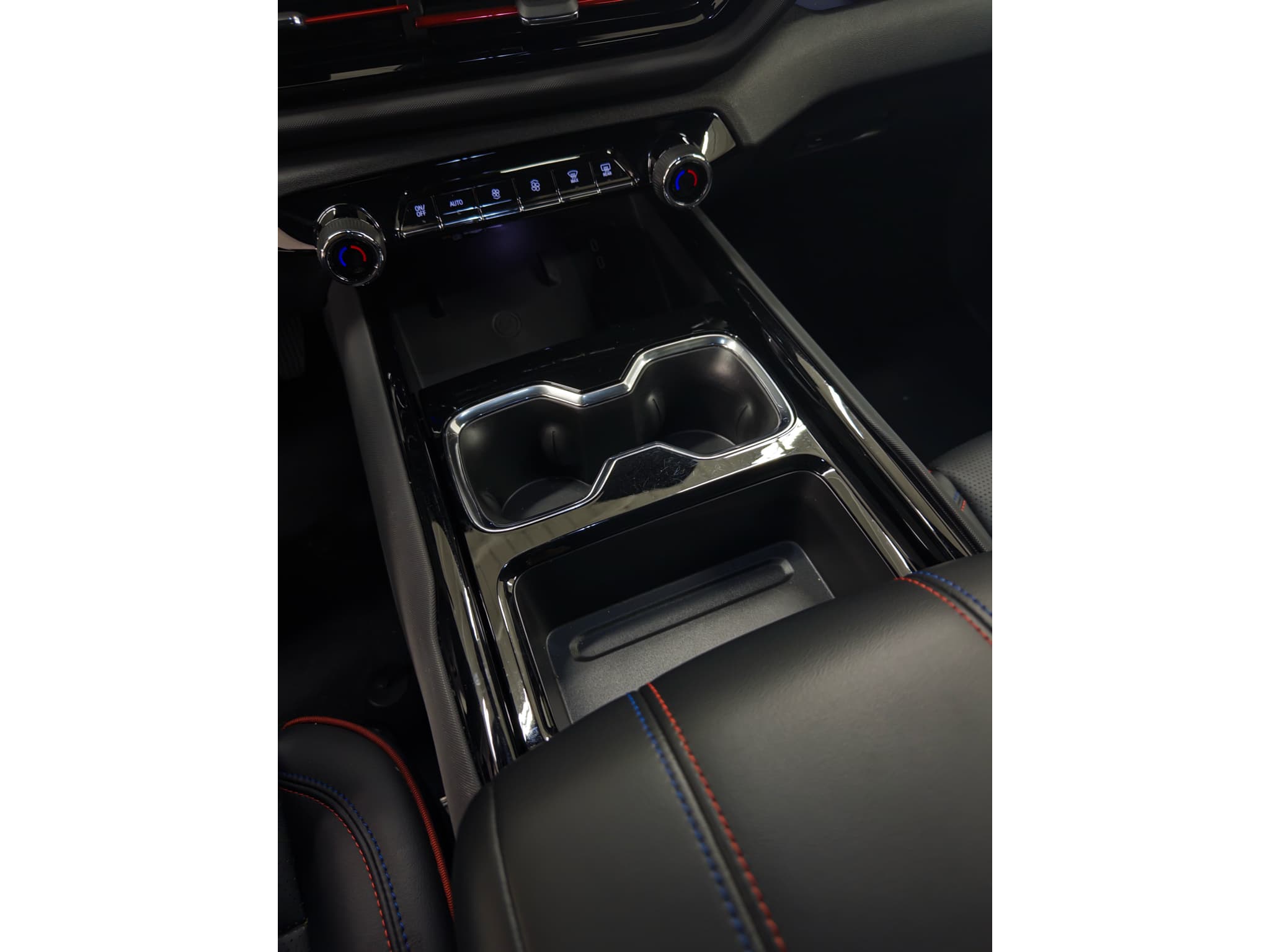 2025 Chevrolet Silverado EV view 18