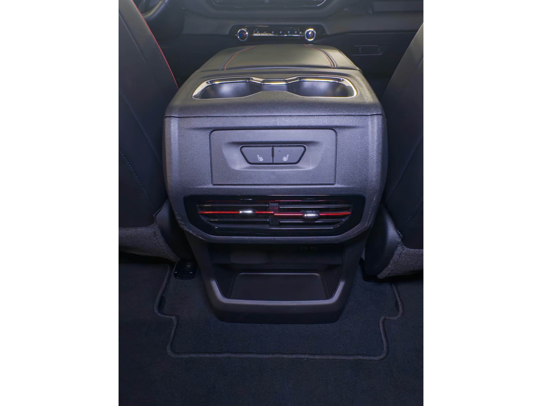 2025 Chevrolet Silverado EV view 15