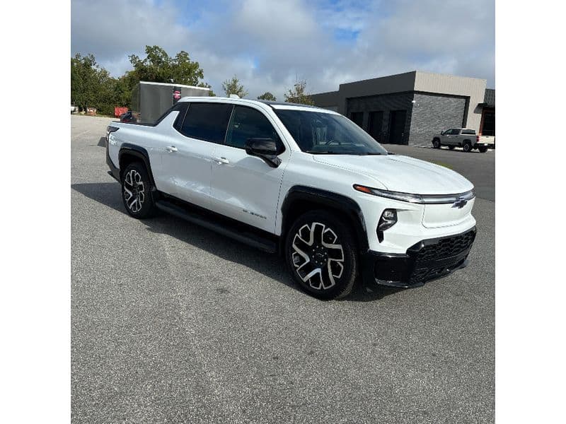 2025 Chevrolet Silverado EV view 2