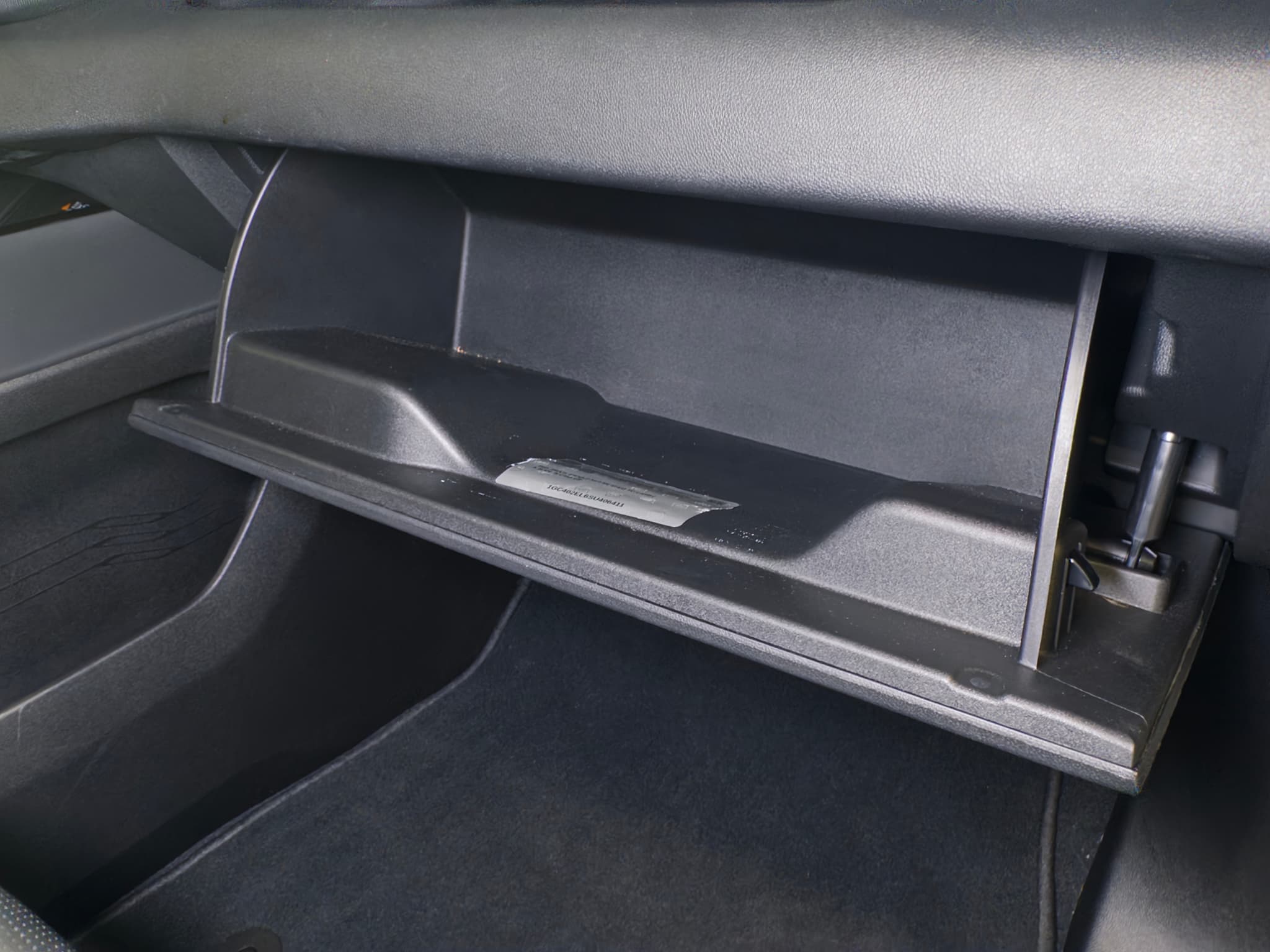 2025 Chevrolet Silverado EV view 14