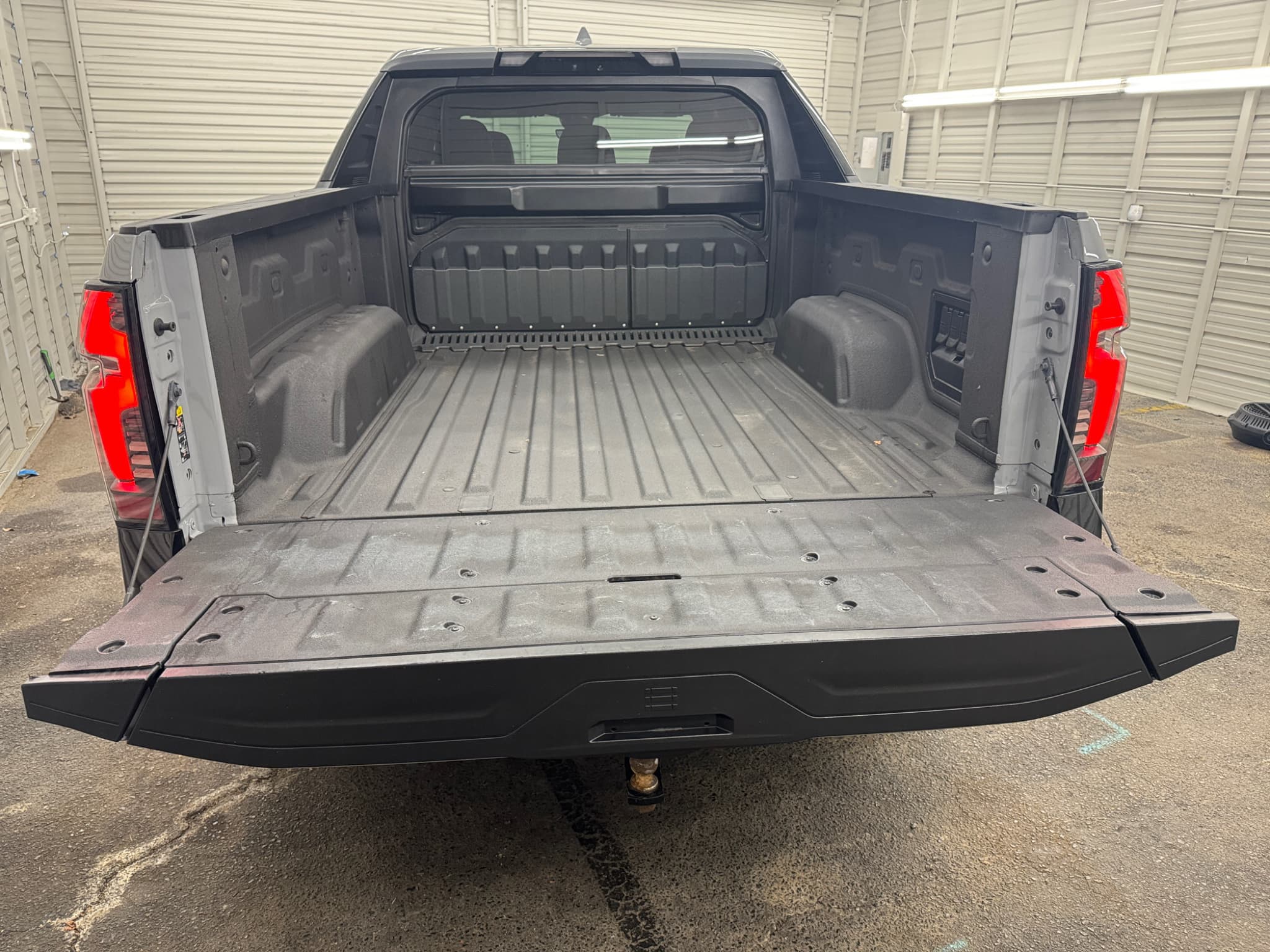 2025 Chevrolet Silverado EV view 20