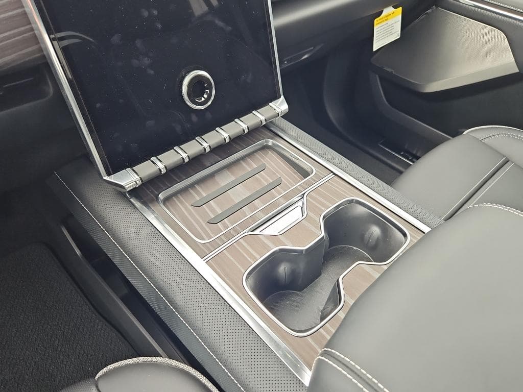 2025 GMC Sierra EV view 16
