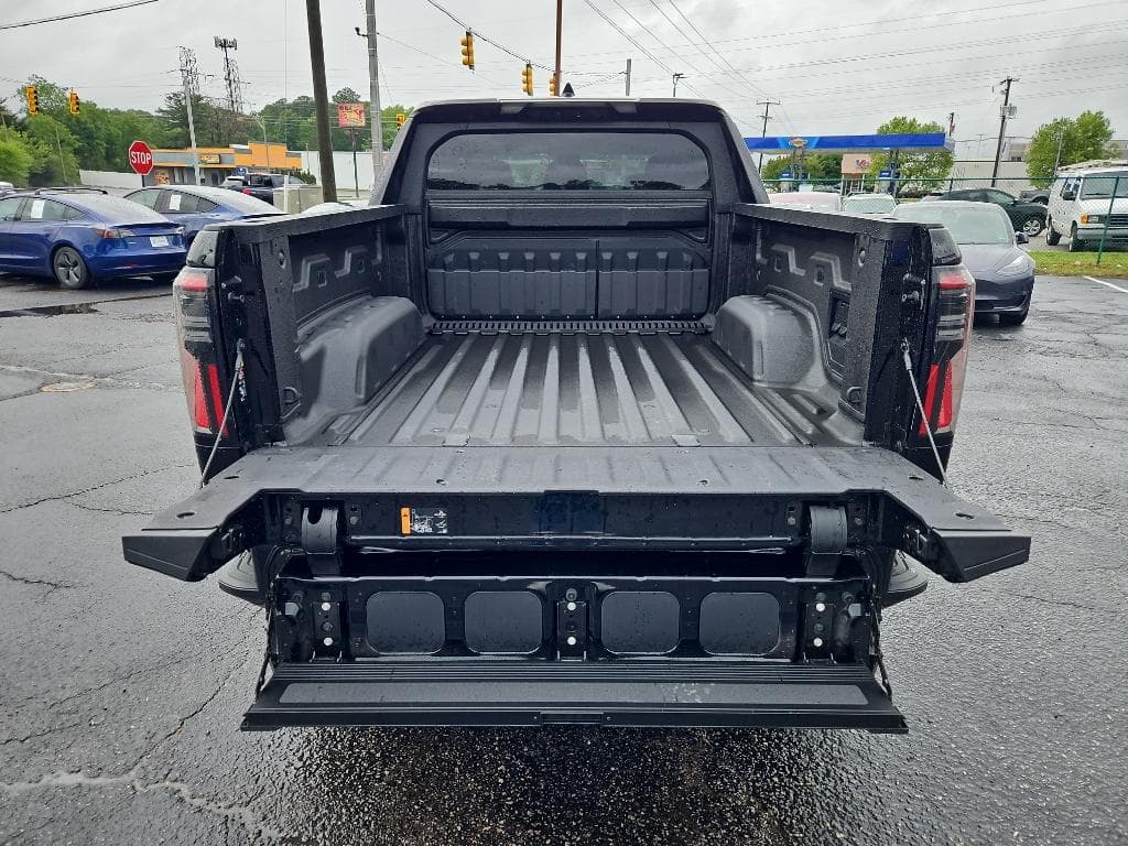 2025 GMC Sierra EV view 24