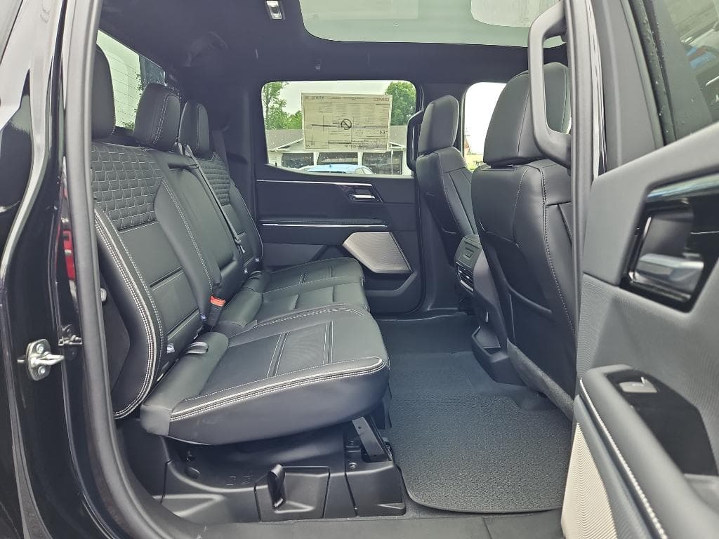 2025 GMC Sierra EV view 22