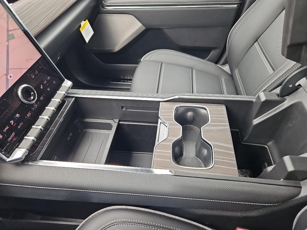 2025 GMC Sierra EV view 17