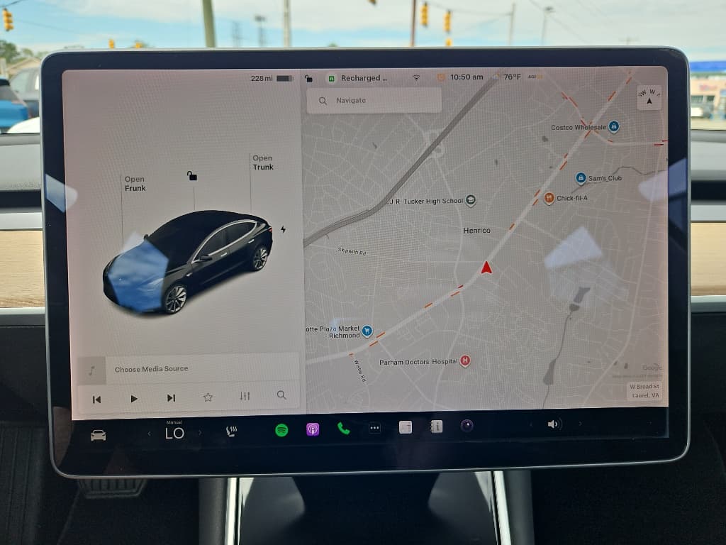 2019 Tesla Model 3 view 10
