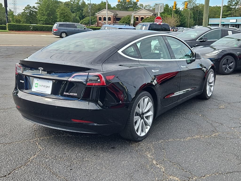 2019 Tesla Model 3 view 3