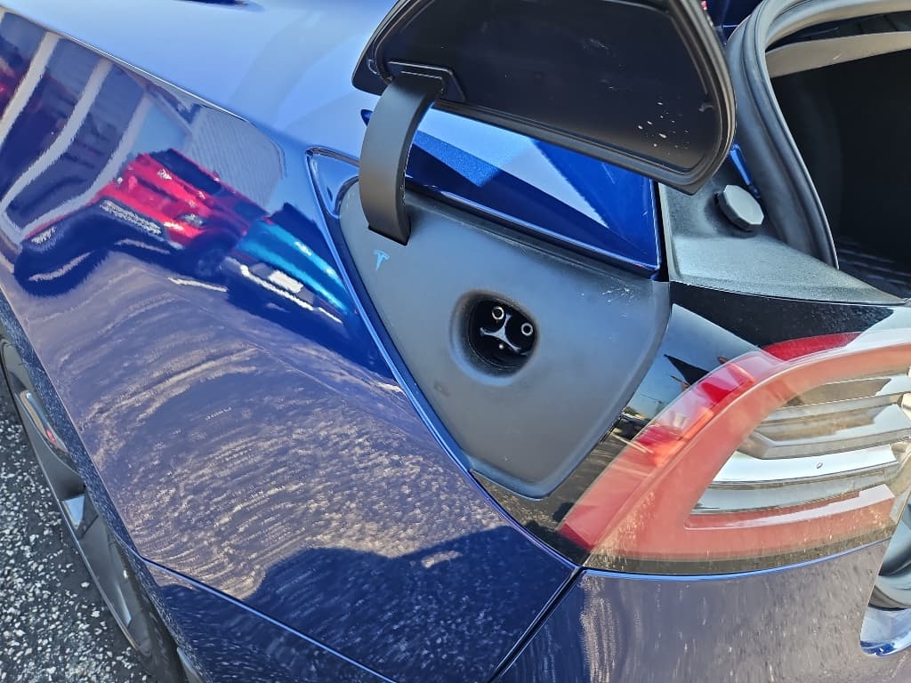 2019 Tesla Model 3 view 5