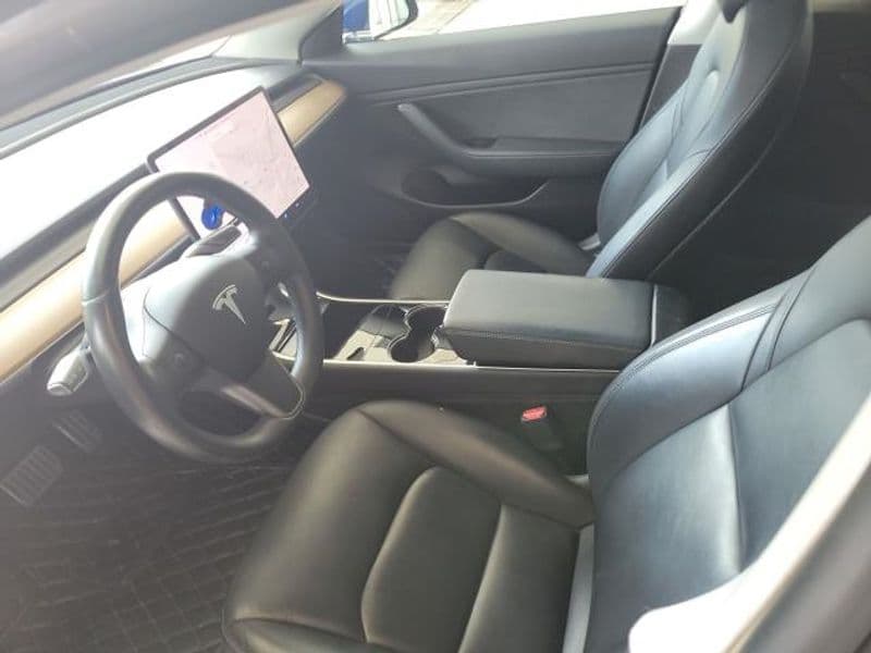 2019 Tesla Model 3 view 5