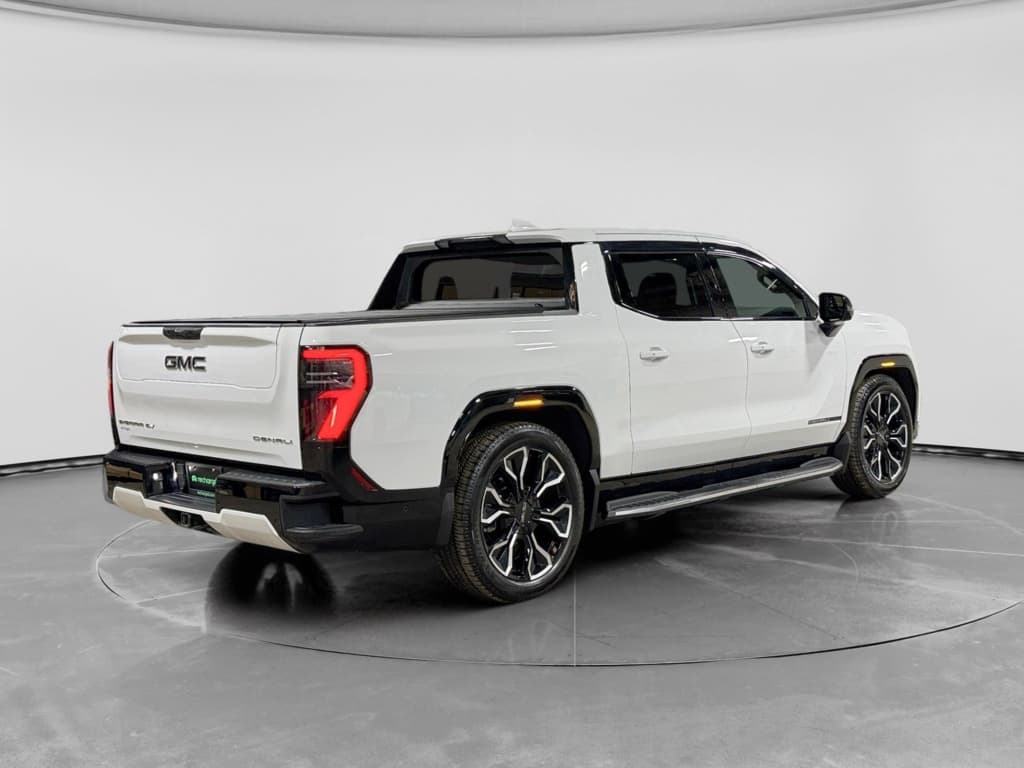 2025 GMC Sierra EV view 4