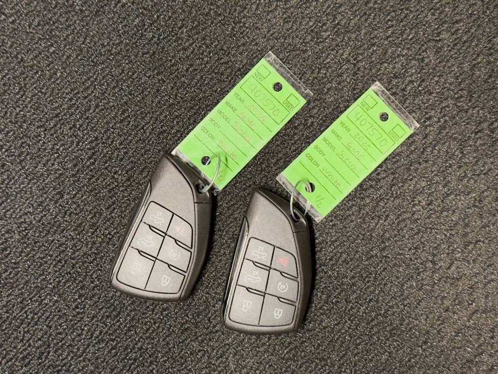 2025 GMC Sierra EV view 22