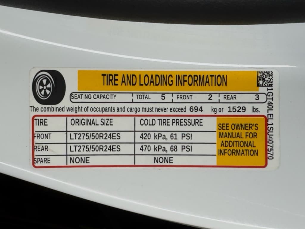 2025 GMC Sierra EV view 30