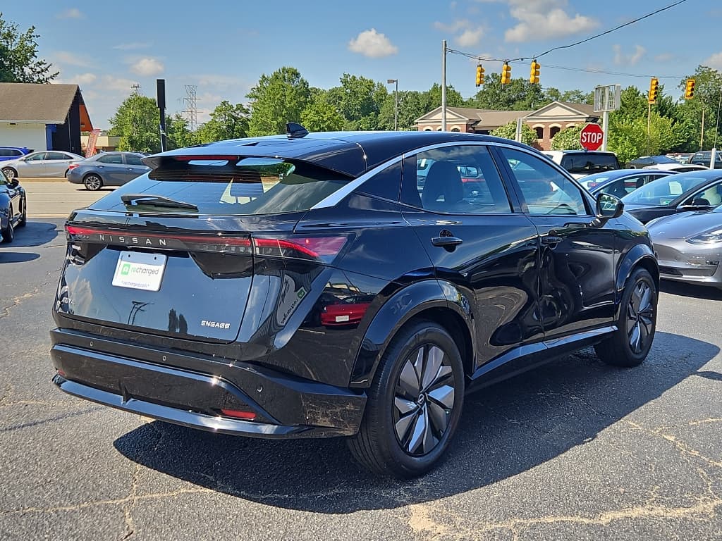 2023 Nissan Ariya view 3