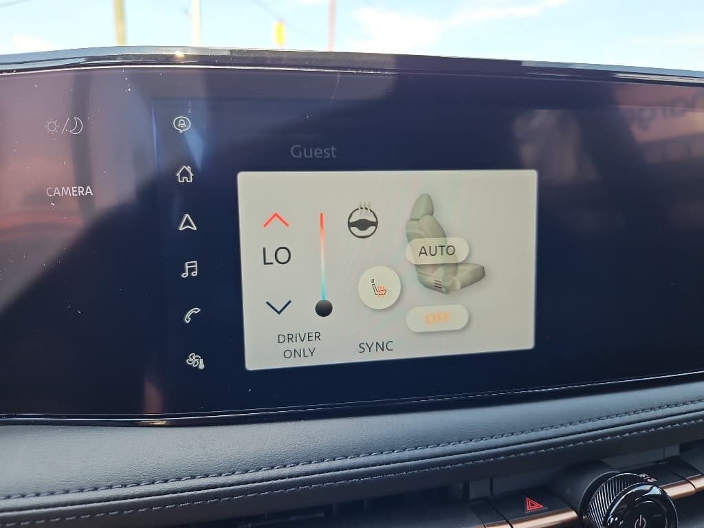 2023 Nissan Ariya view 14