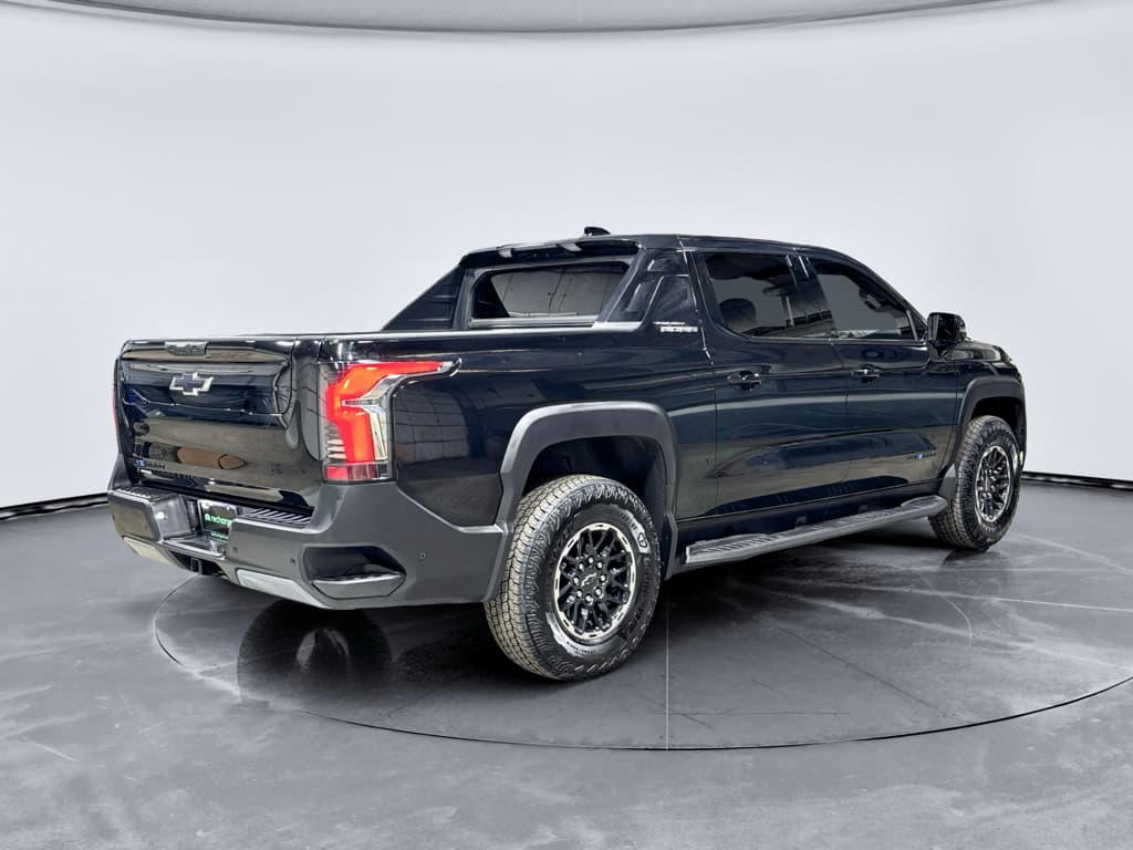 2026 Chevrolet Silverado EV view 3