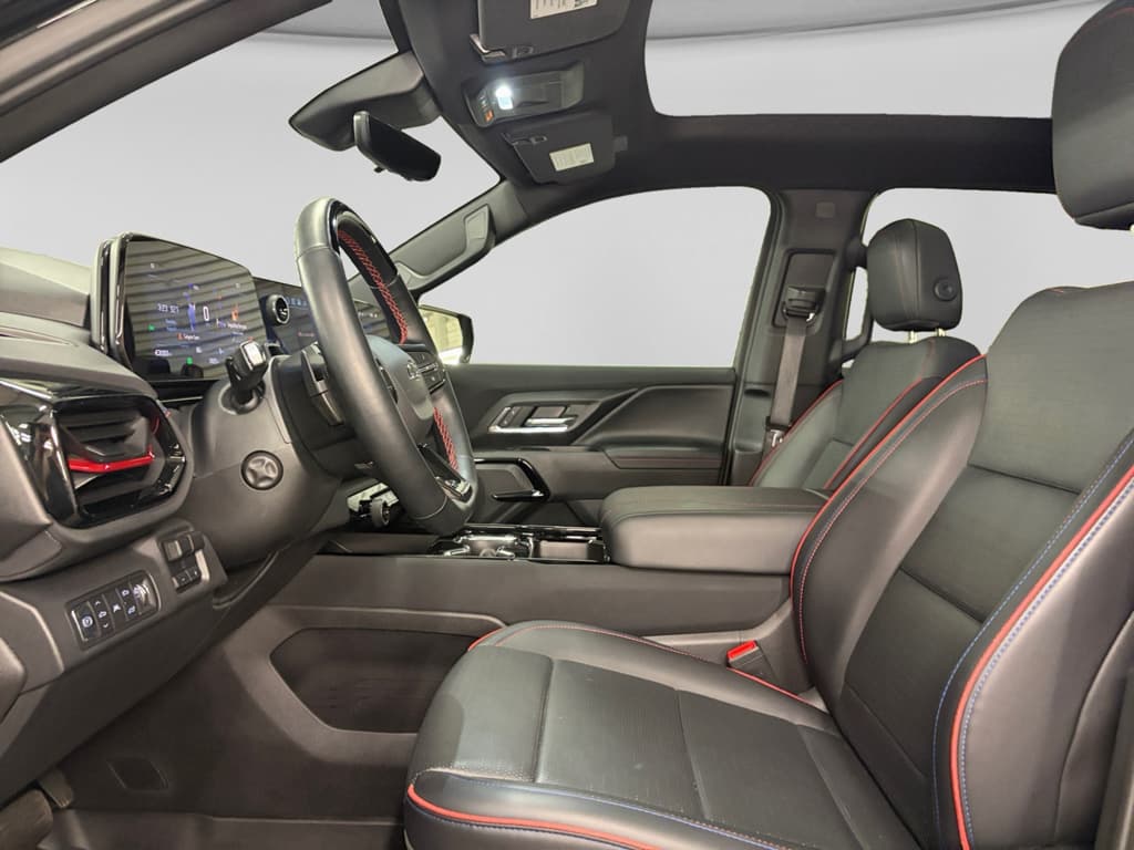 2025 Chevrolet Silverado EV view 15