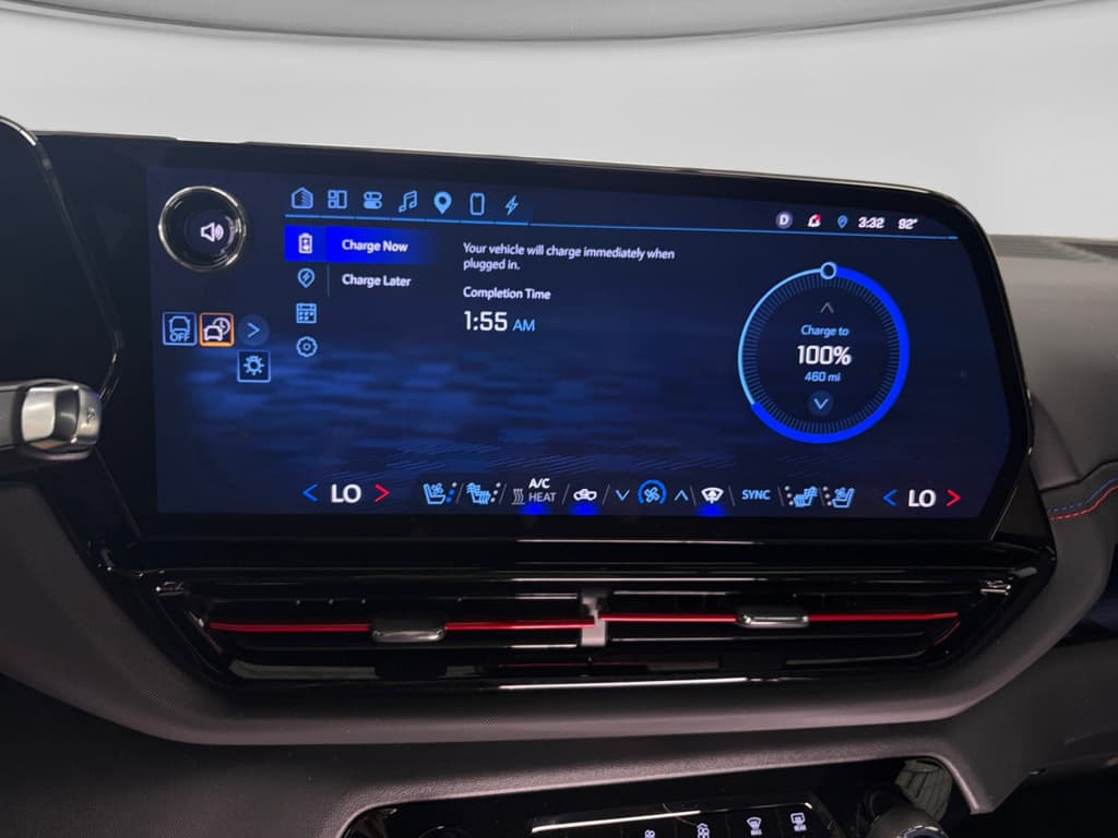 2025 Chevrolet Silverado EV view 12