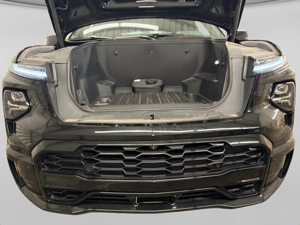 2025 Chevrolet Silverado EV view 22