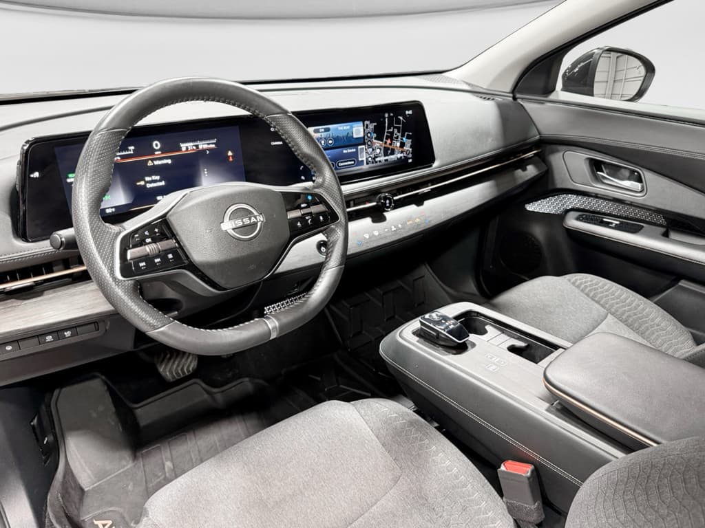 2023 Nissan Ariya view 19