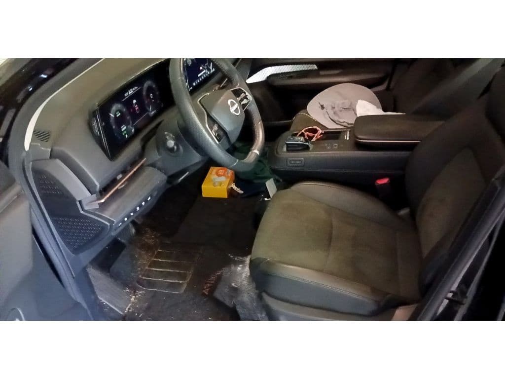 2023 Nissan Ariya view 5