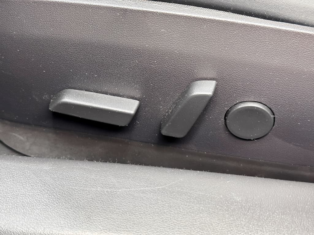 2019 Tesla Model 3 view 7