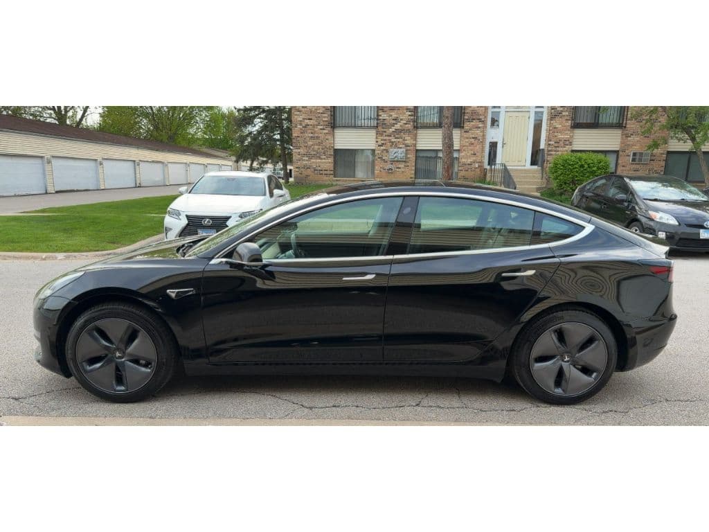 2019 Tesla Model 3 view 2