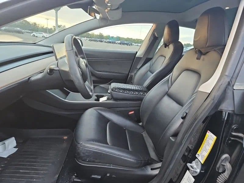 2019 Tesla Model 3 view 5