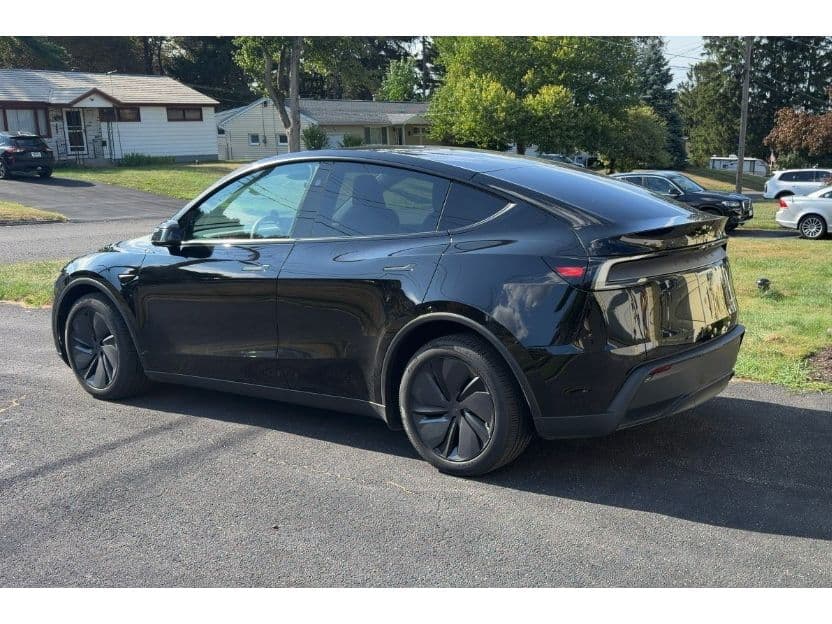 2026 Tesla Model Y view 4