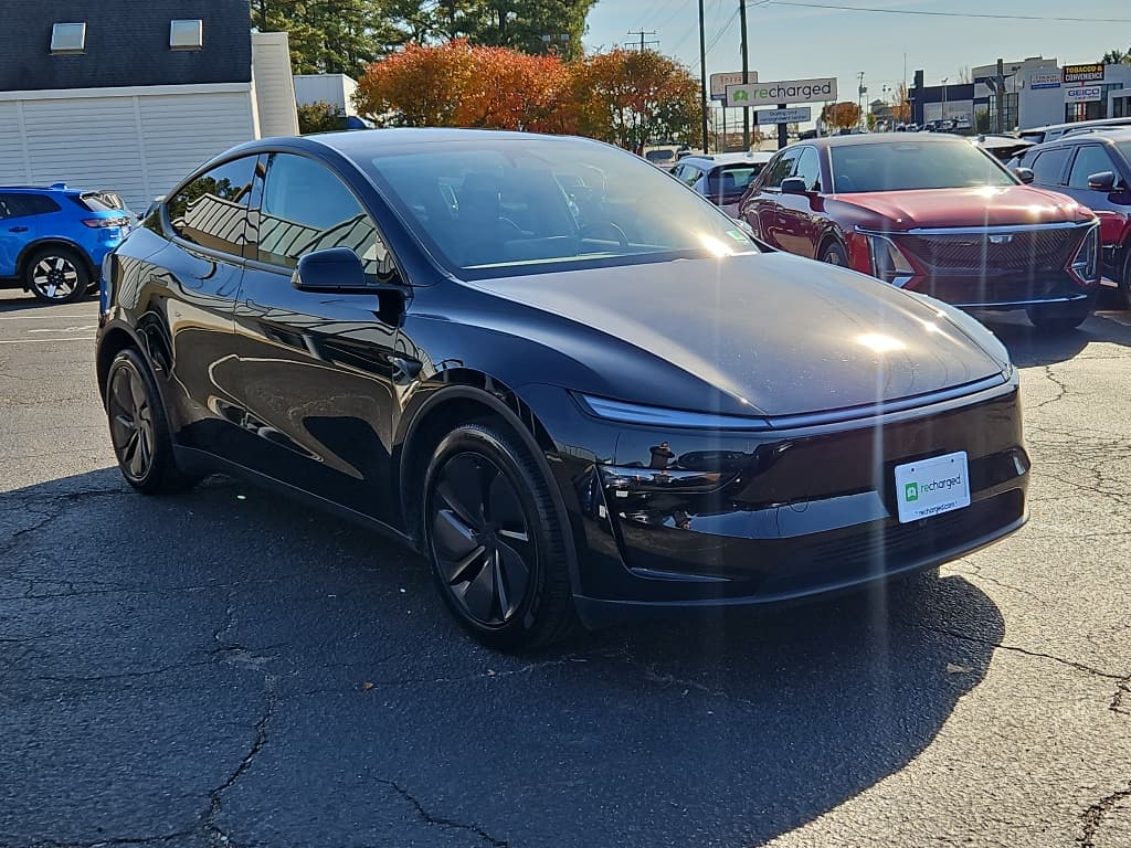2026 Tesla Model Y view 4