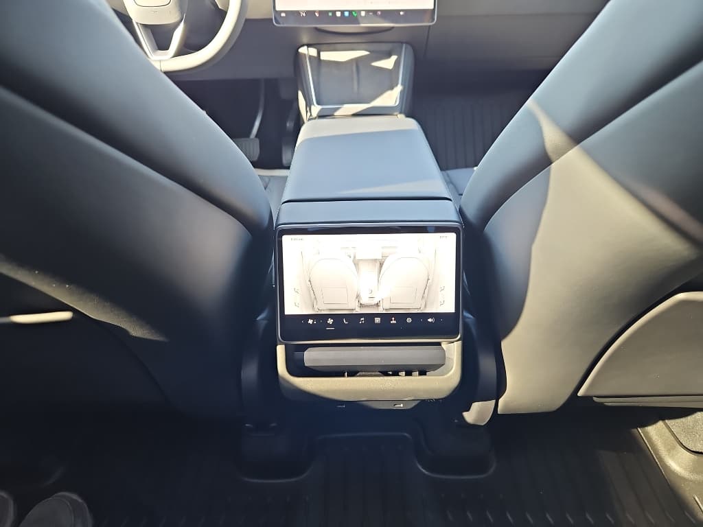 2026 Tesla Model Y view 21