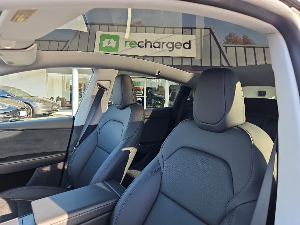 2026 Tesla Model Y view 22