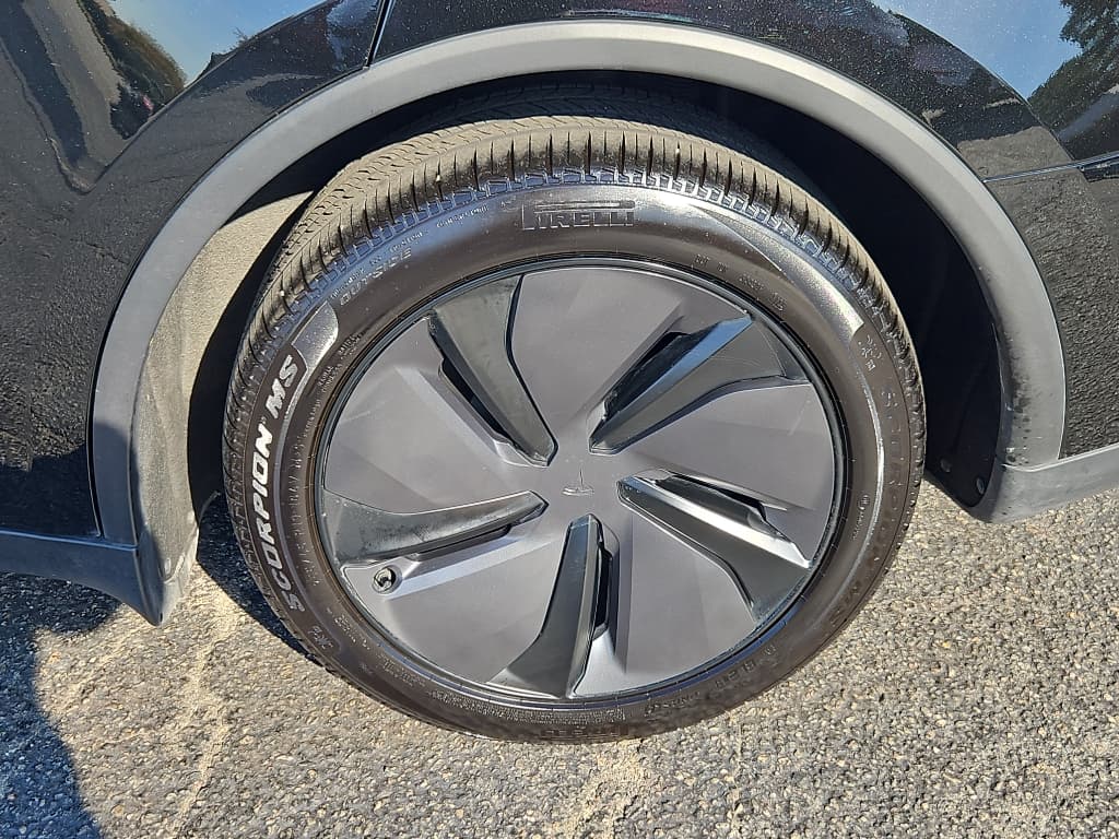 2026 Tesla Model Y view 29