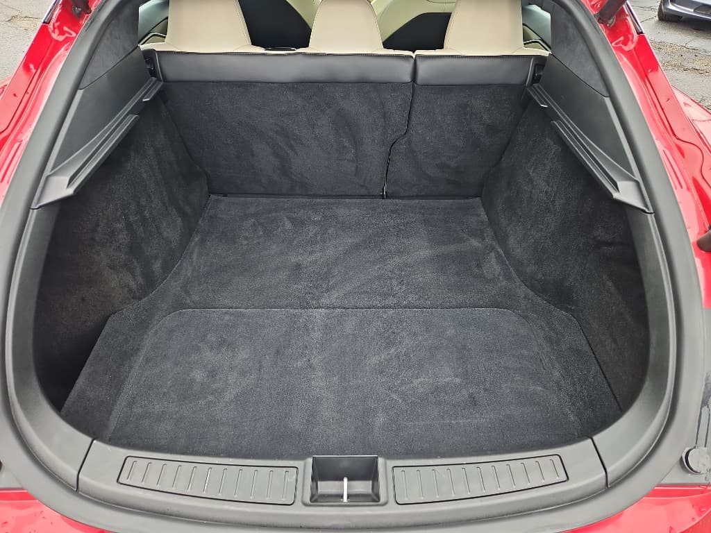 2020 Tesla Model S view 22
