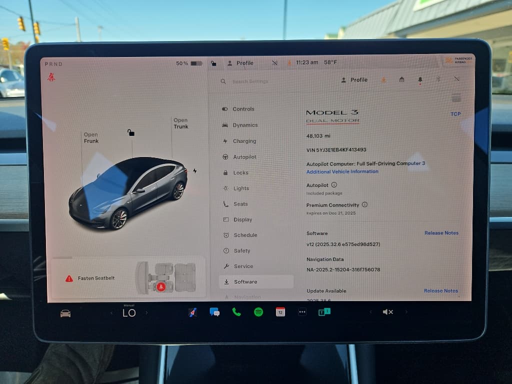 2019 Tesla Model 3 view 9