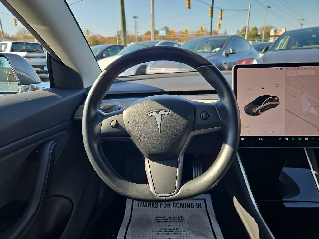 2019 Tesla Model 3 view 8