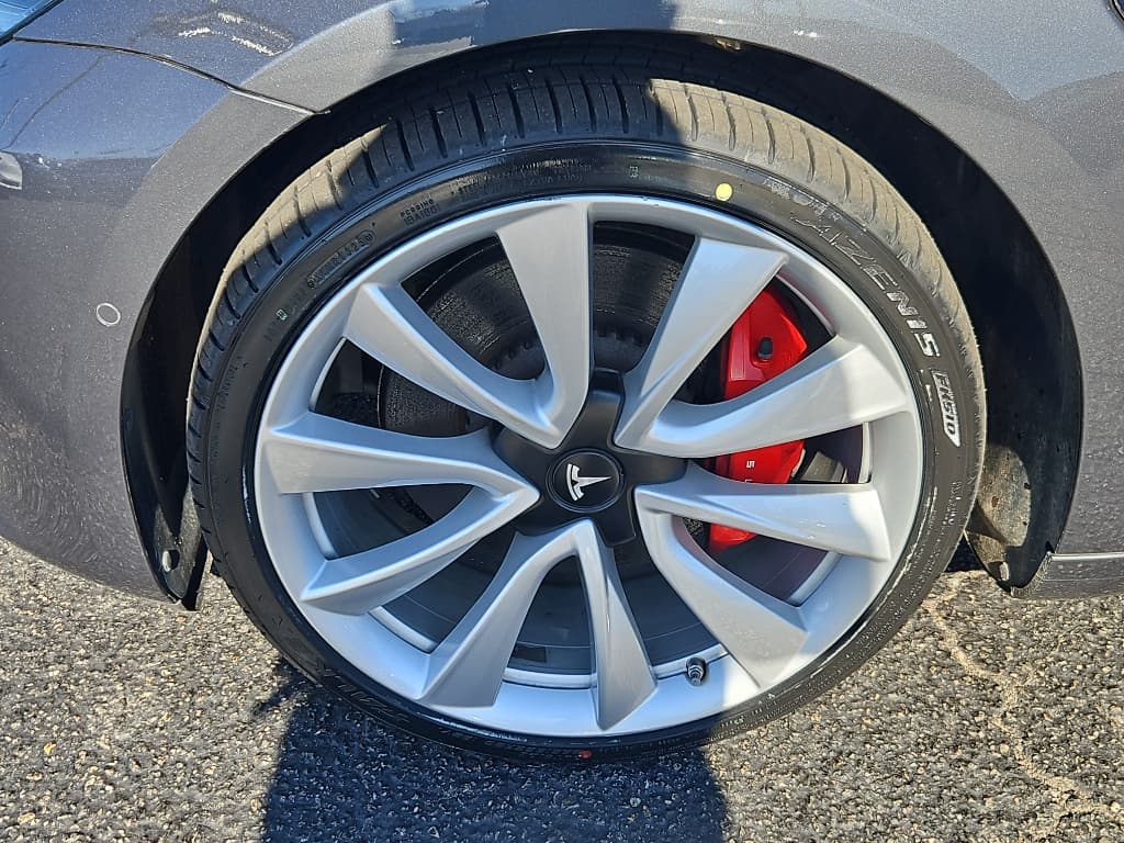 2019 Tesla Model 3 view 26