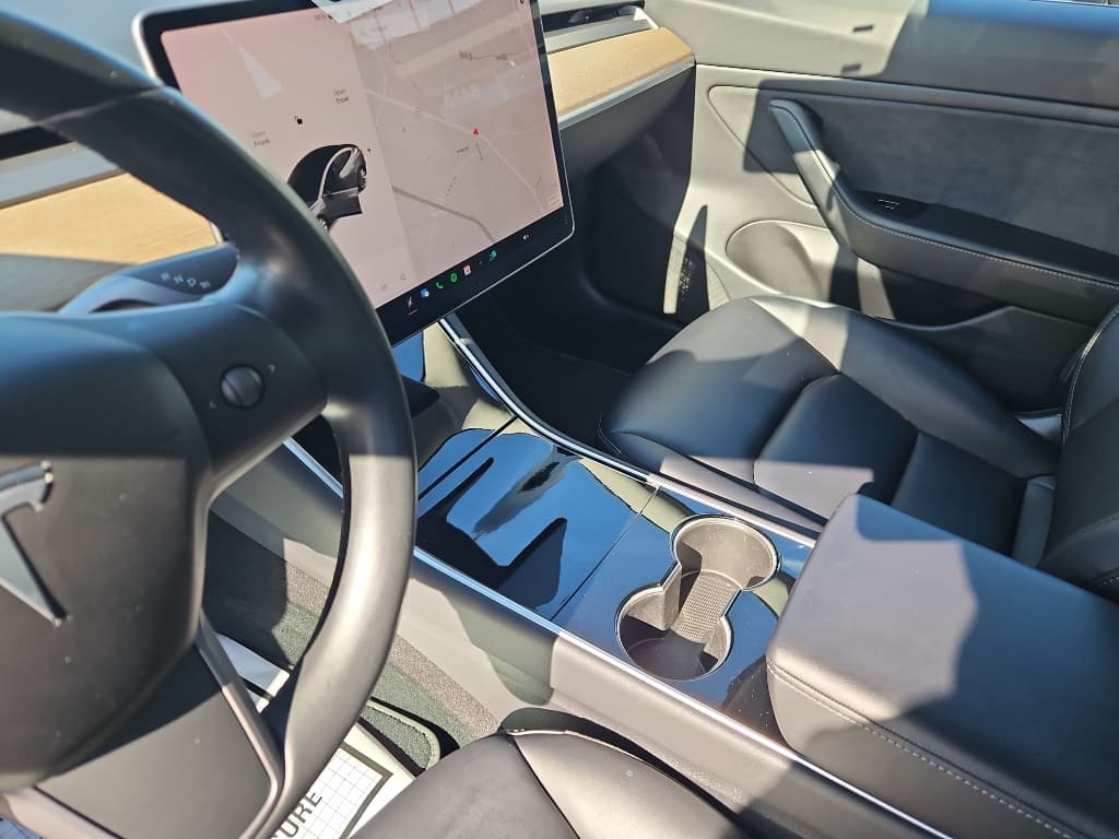 2019 Tesla Model 3 view 17